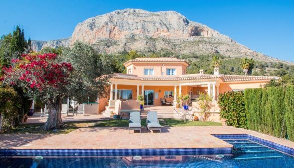 villan kopen javea montgo