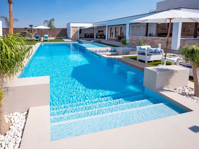 villa met zwembad te koop in Spanje