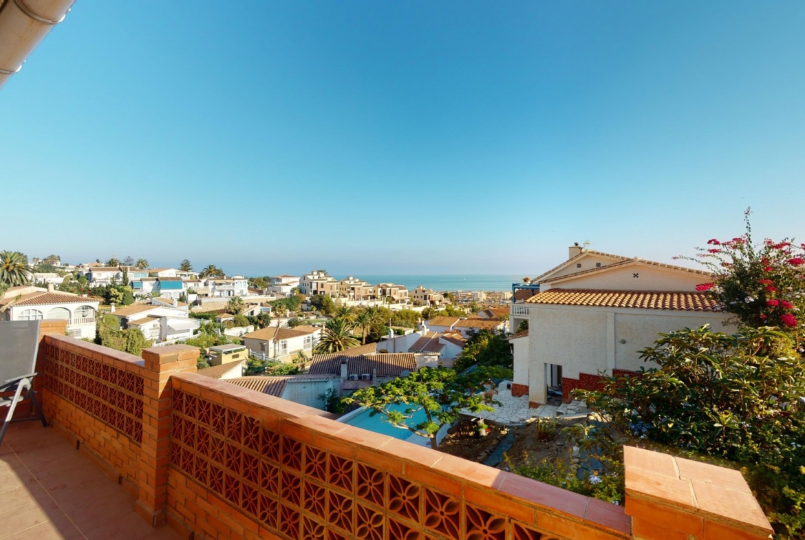 Villa te koop in Caleta de Vélez