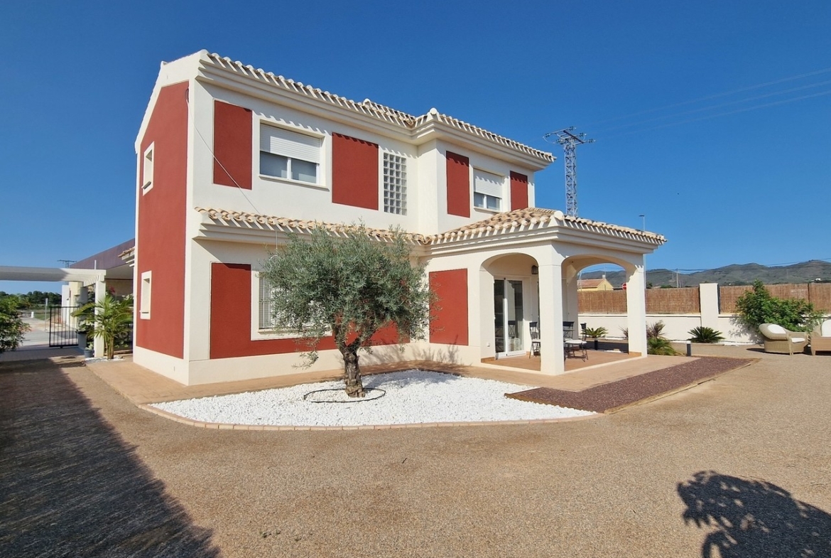 Villa te koop in Lorca