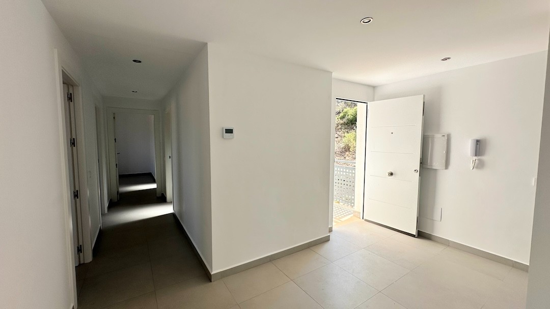 Villa te koop in Canada de la Lena