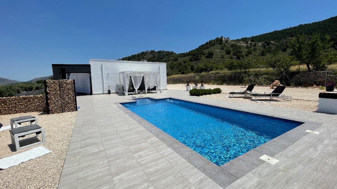 Villa te koop in Macisvenda