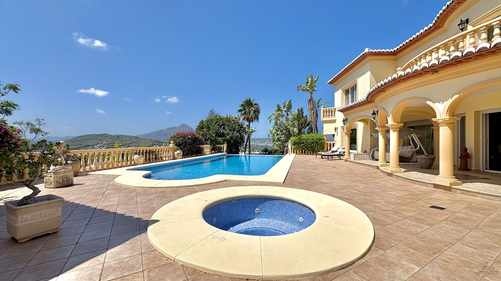 Villa te koop in Javea