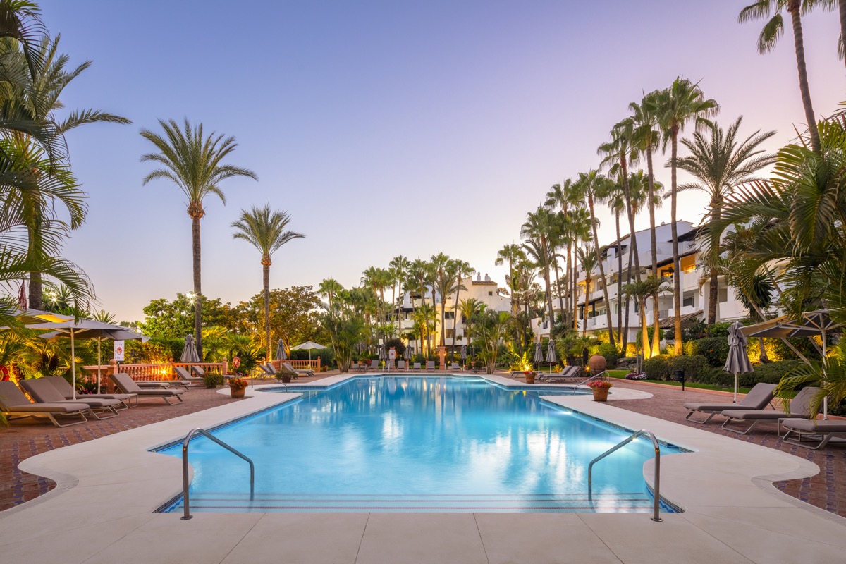 DP-100-14748962-01-9