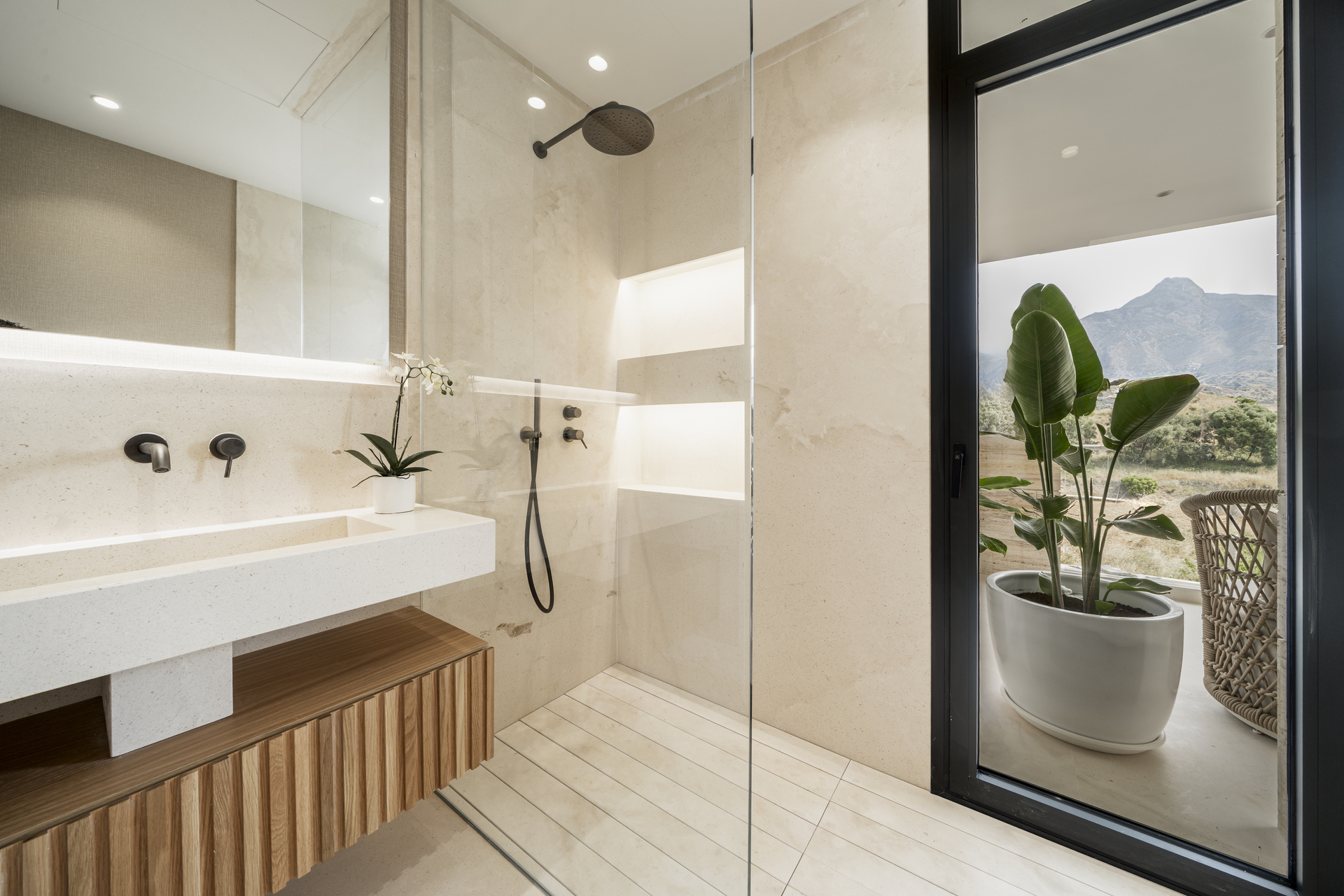 DP-100-16543859-01-11