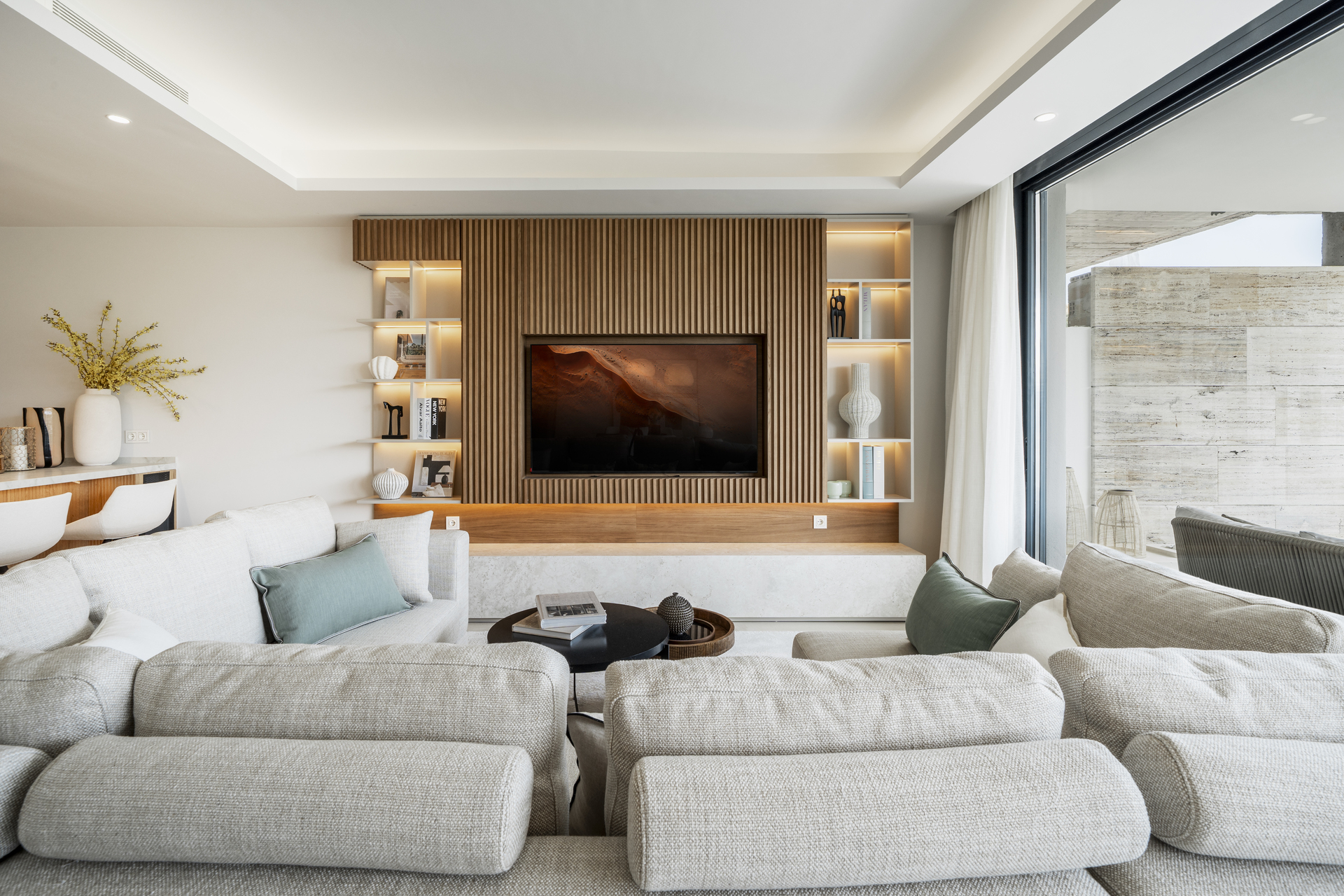 DP-100-16543859-01-20