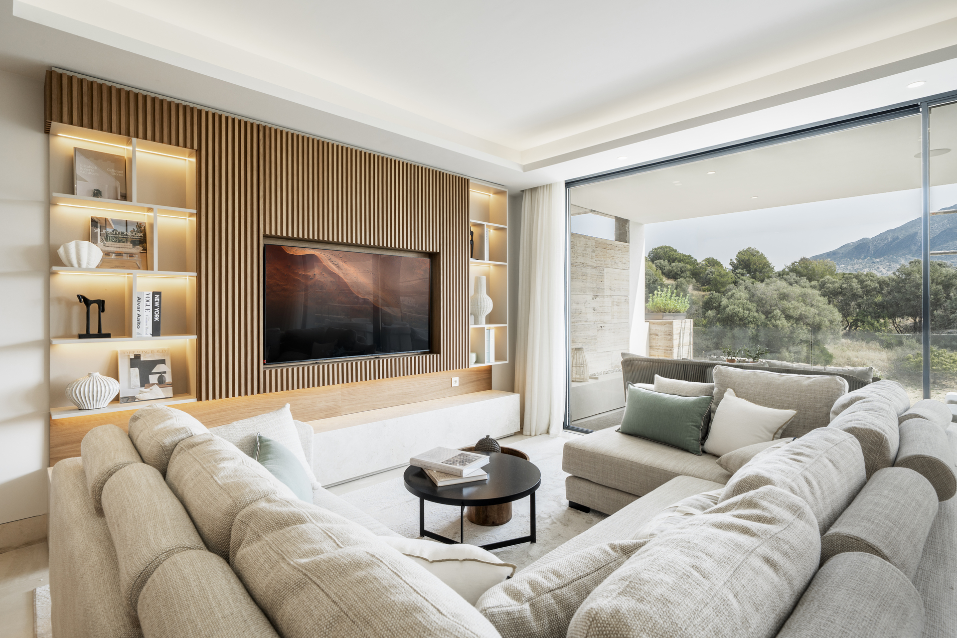 DP-100-16543859-01-21