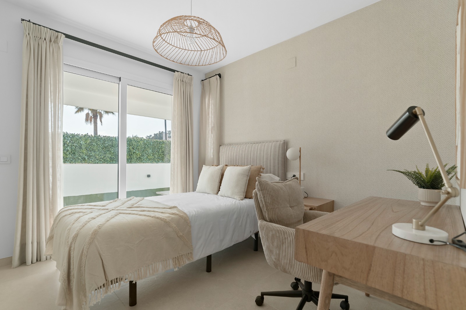 DP-100-26961906-01-15