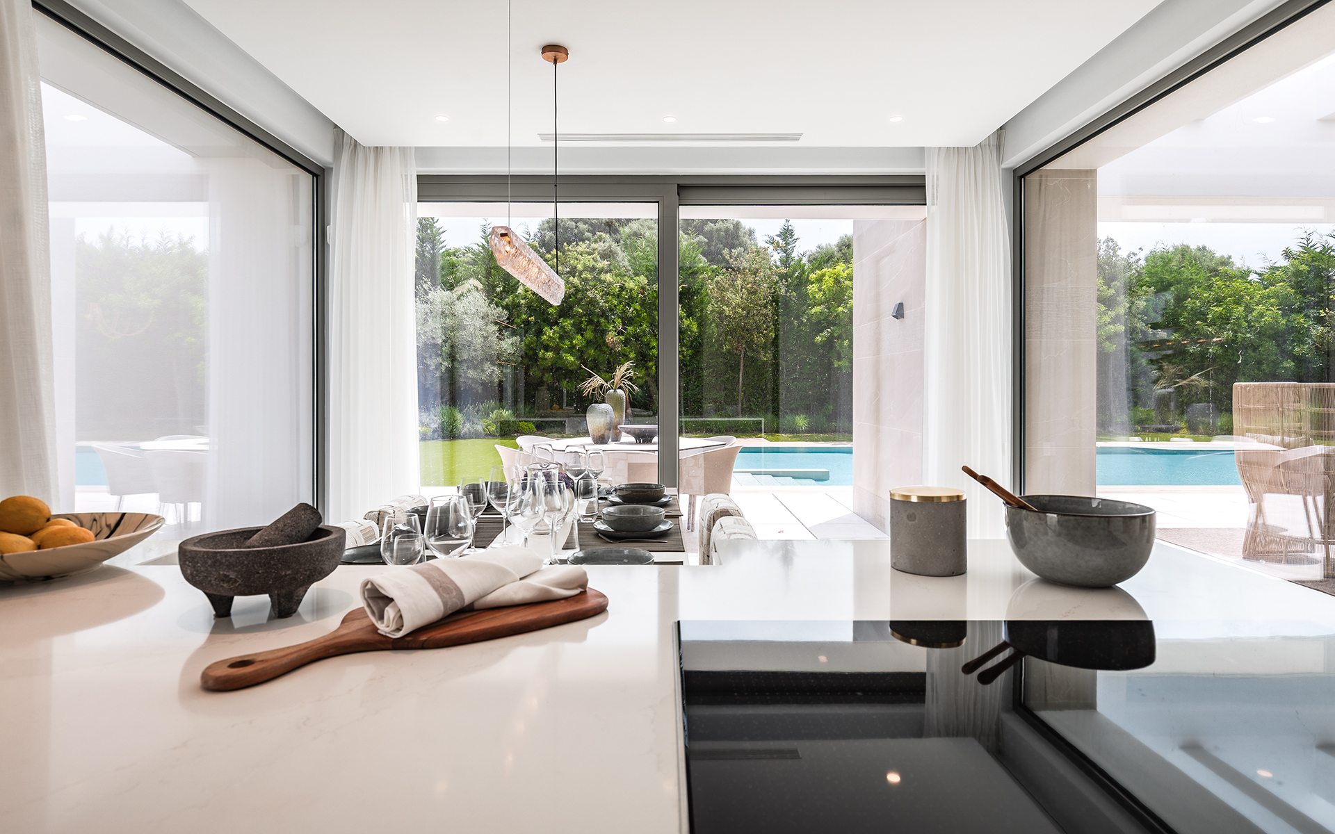 DP-100-28262035-01-10