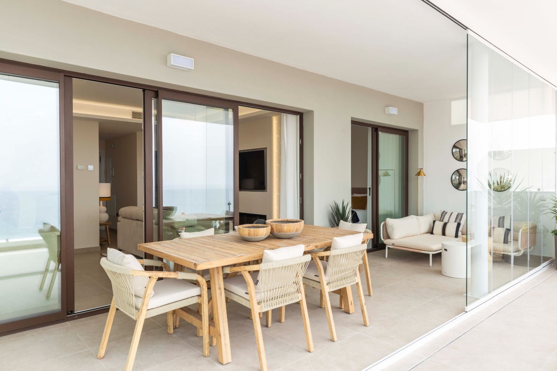 DP-100-43027911-01-9