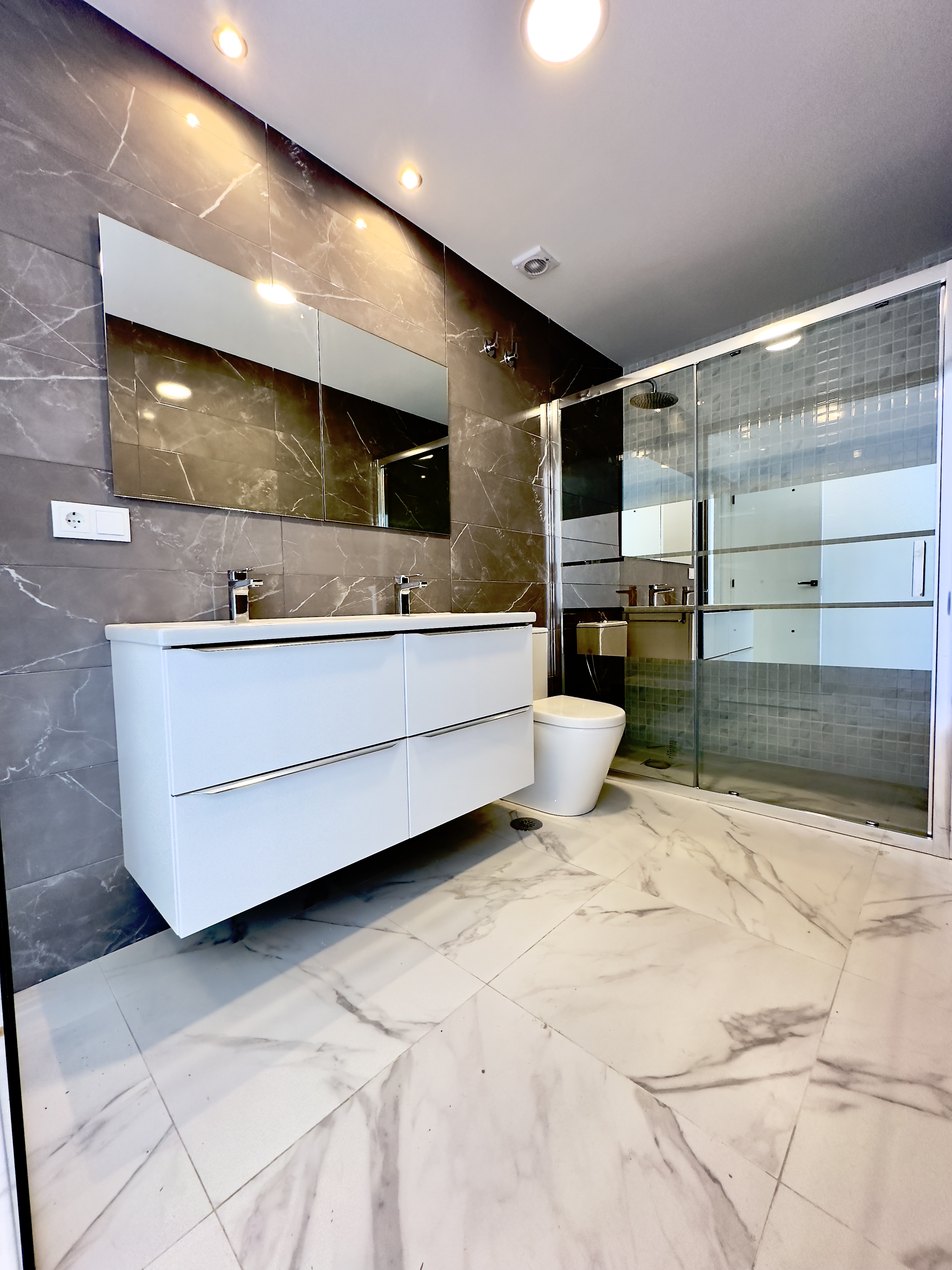 DP-110-10645048-01-18