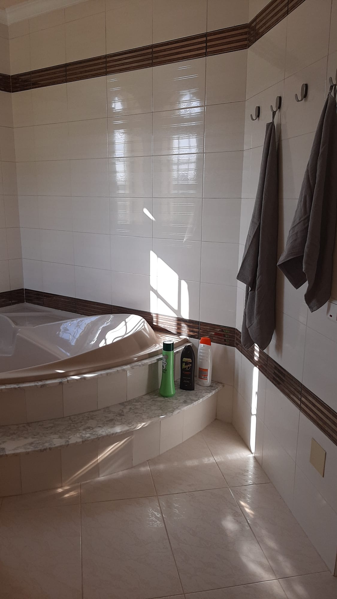 DP-110-21661436-01-37