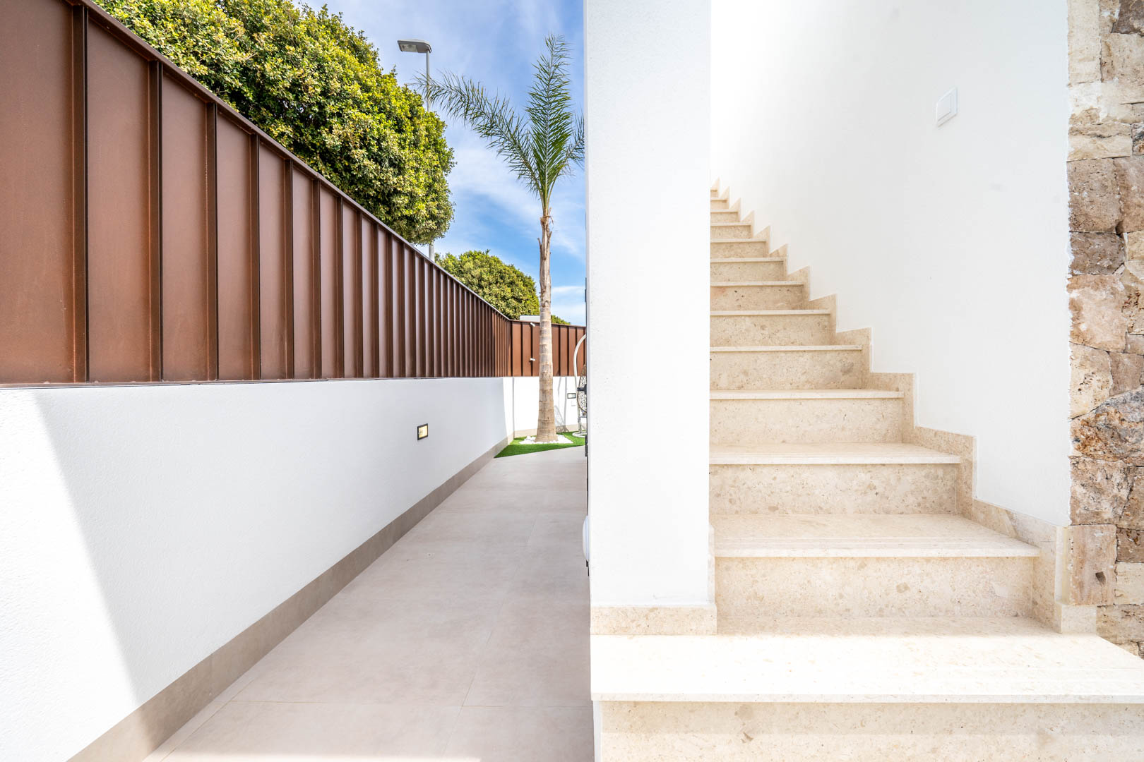 DP-110-22778489-01-37