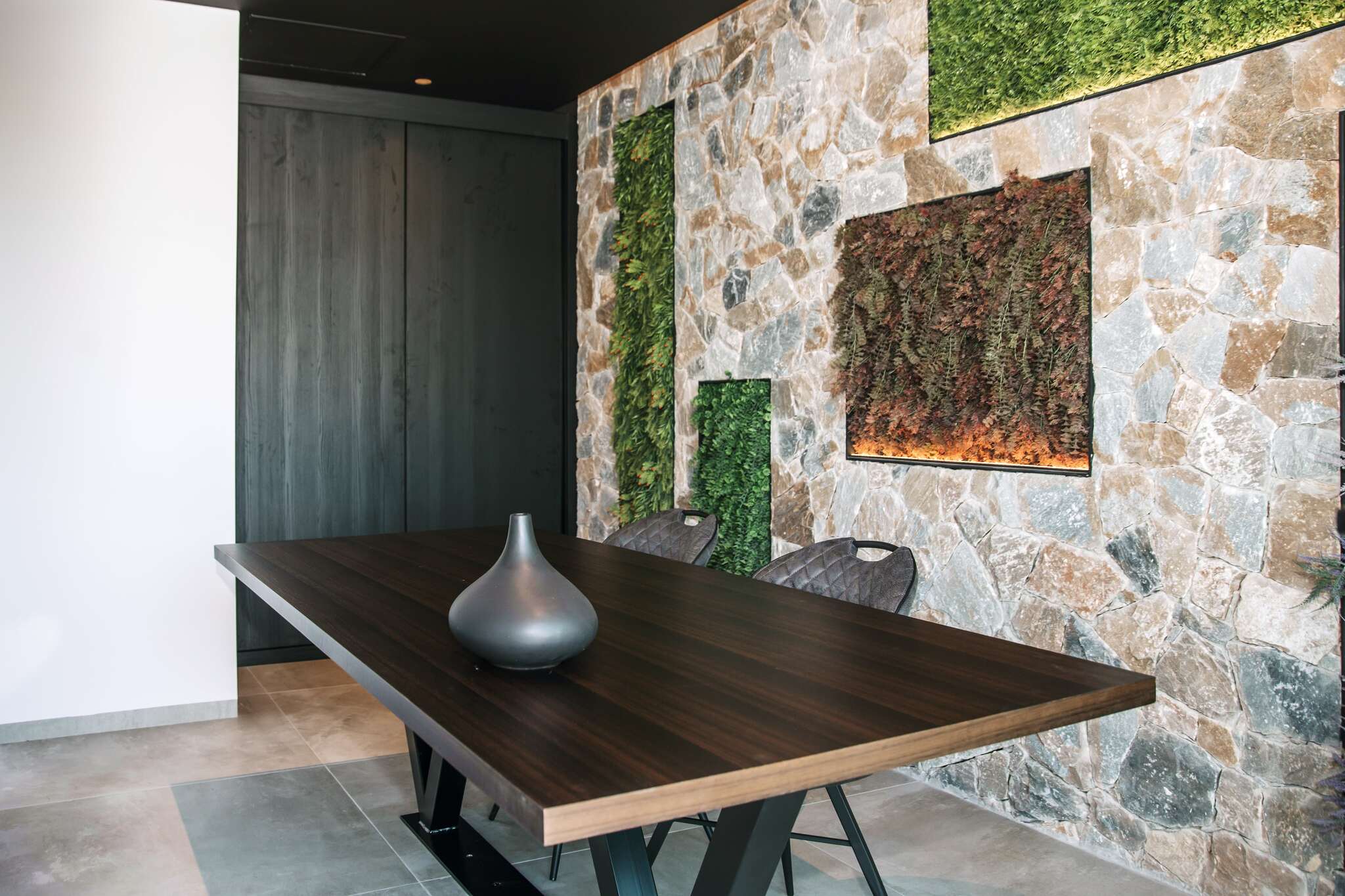 DP-110-34560558-01-19