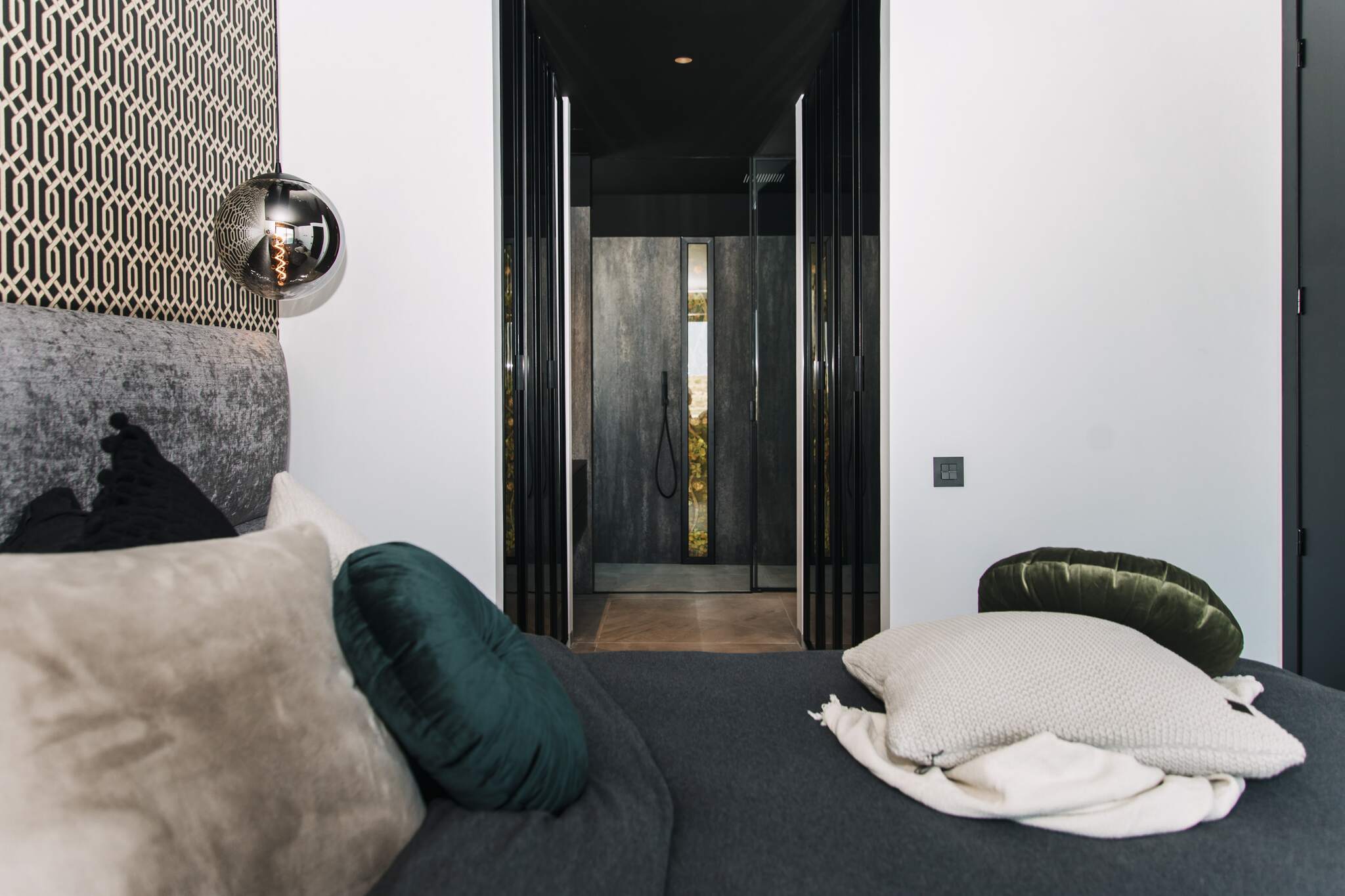 DP-110-34560558-01-8