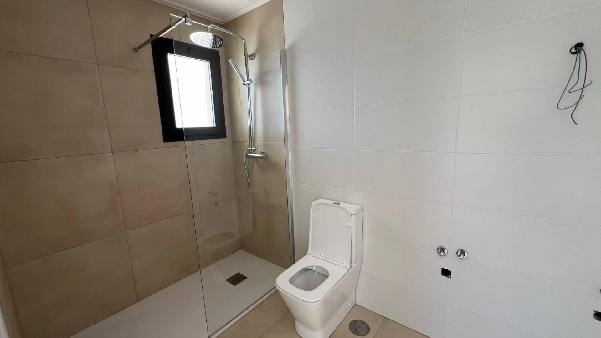 DP-110-38051820-01-12