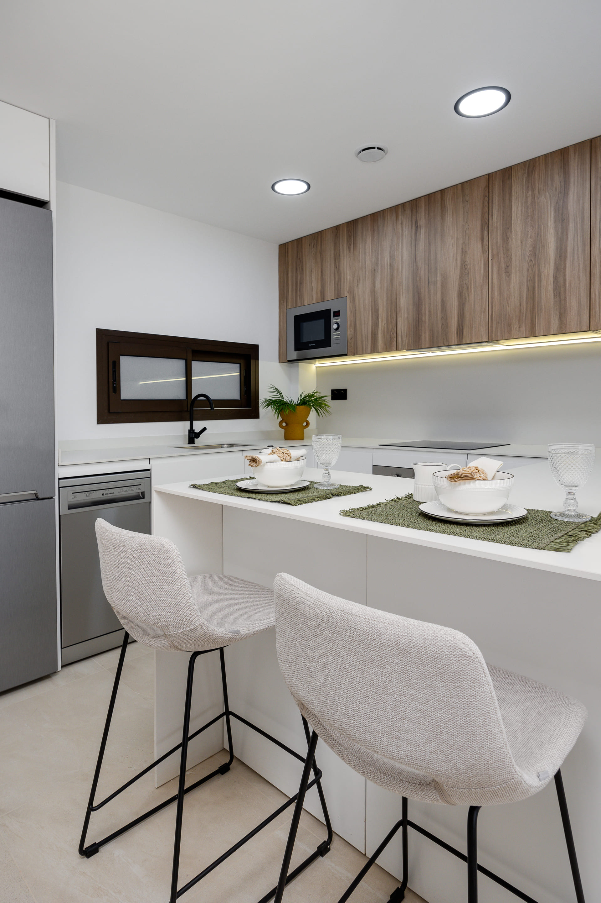 DP-110-40379092-02-33