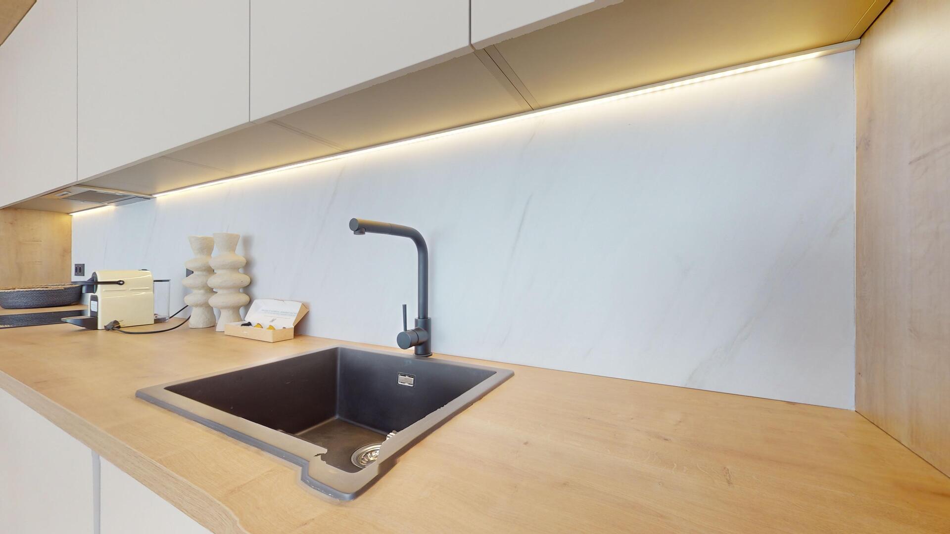 DP-110-41906477-01-22