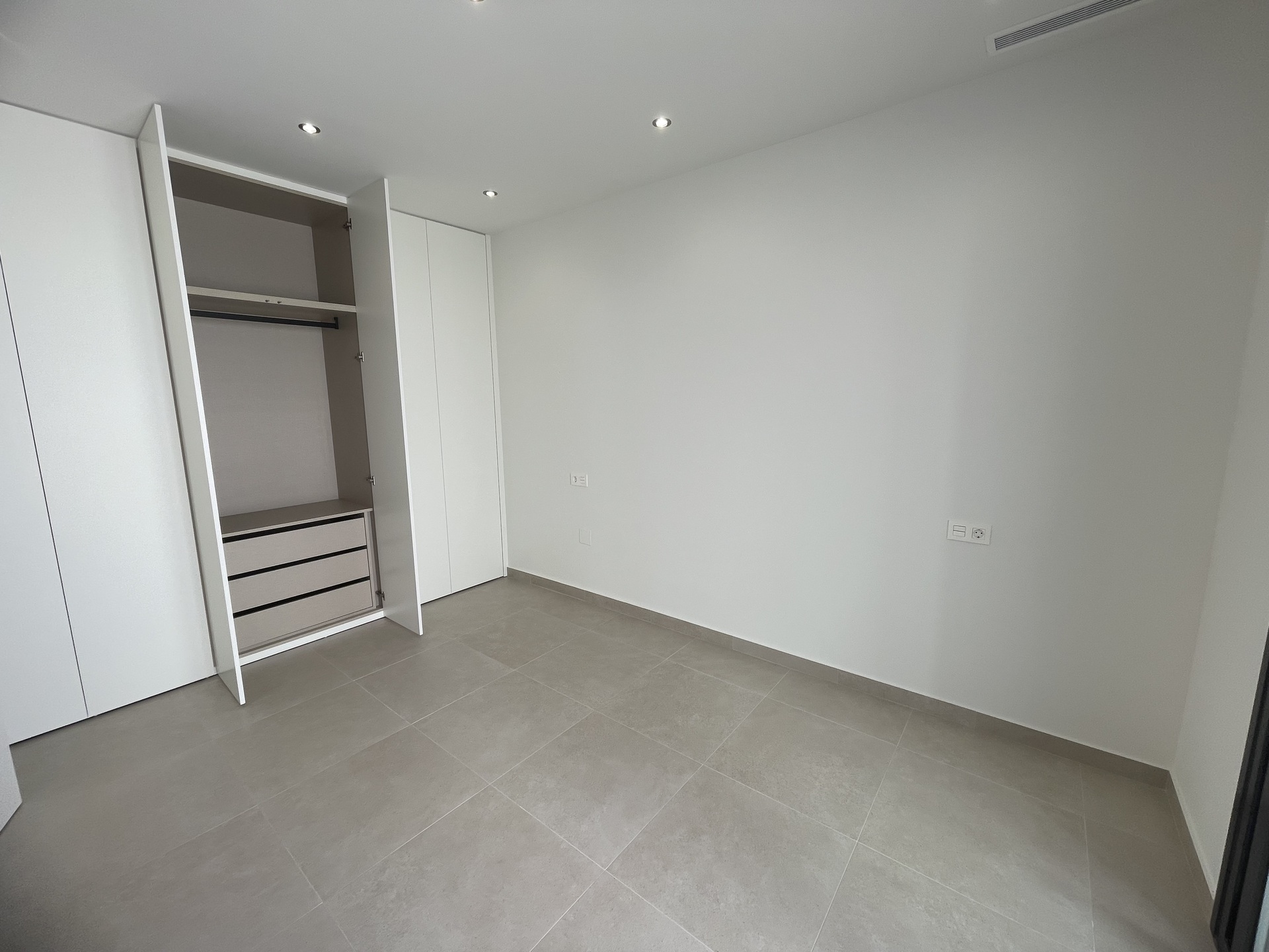 DP-110-44287355-01-14