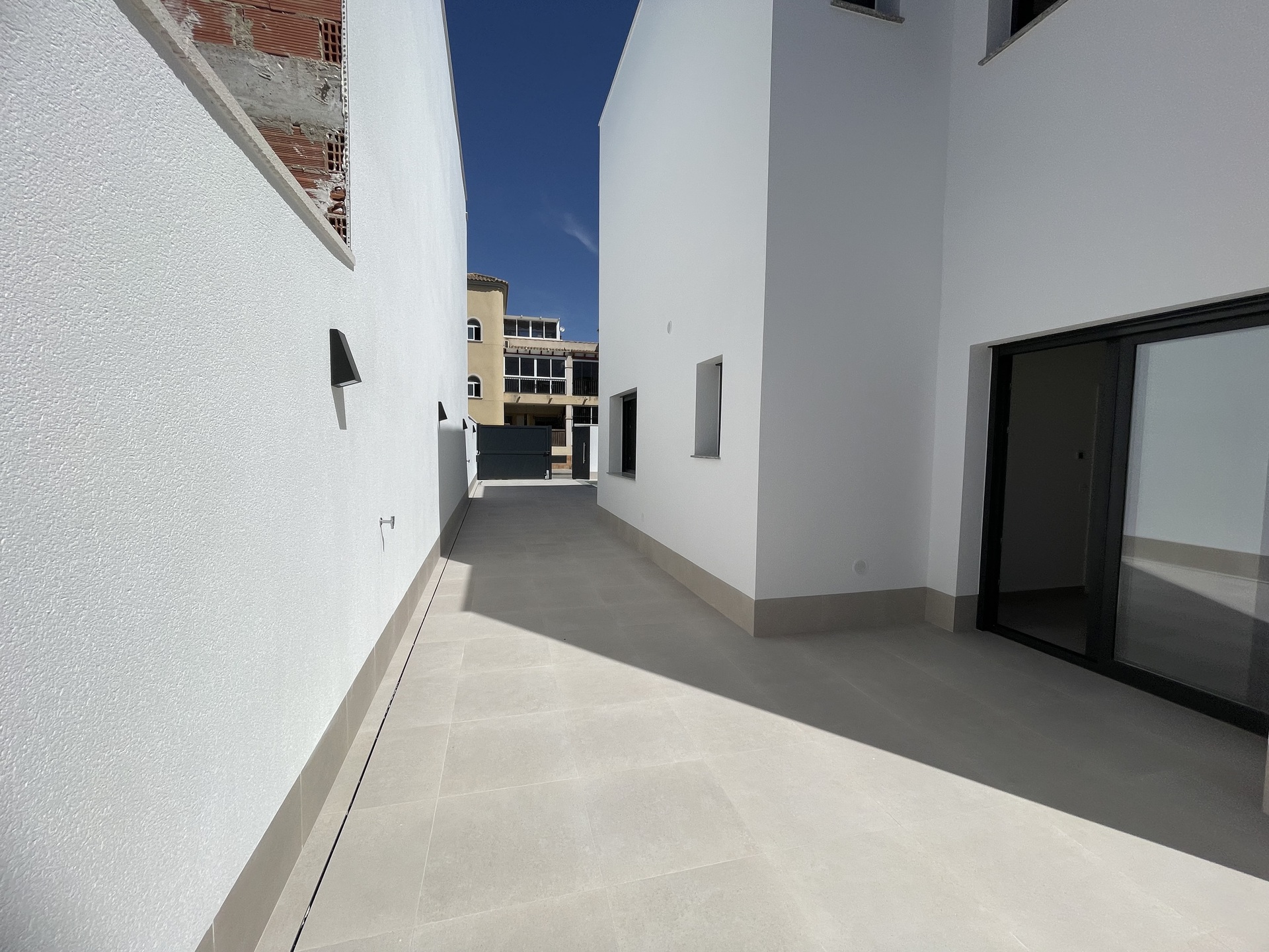 DP-110-44287355-01-2