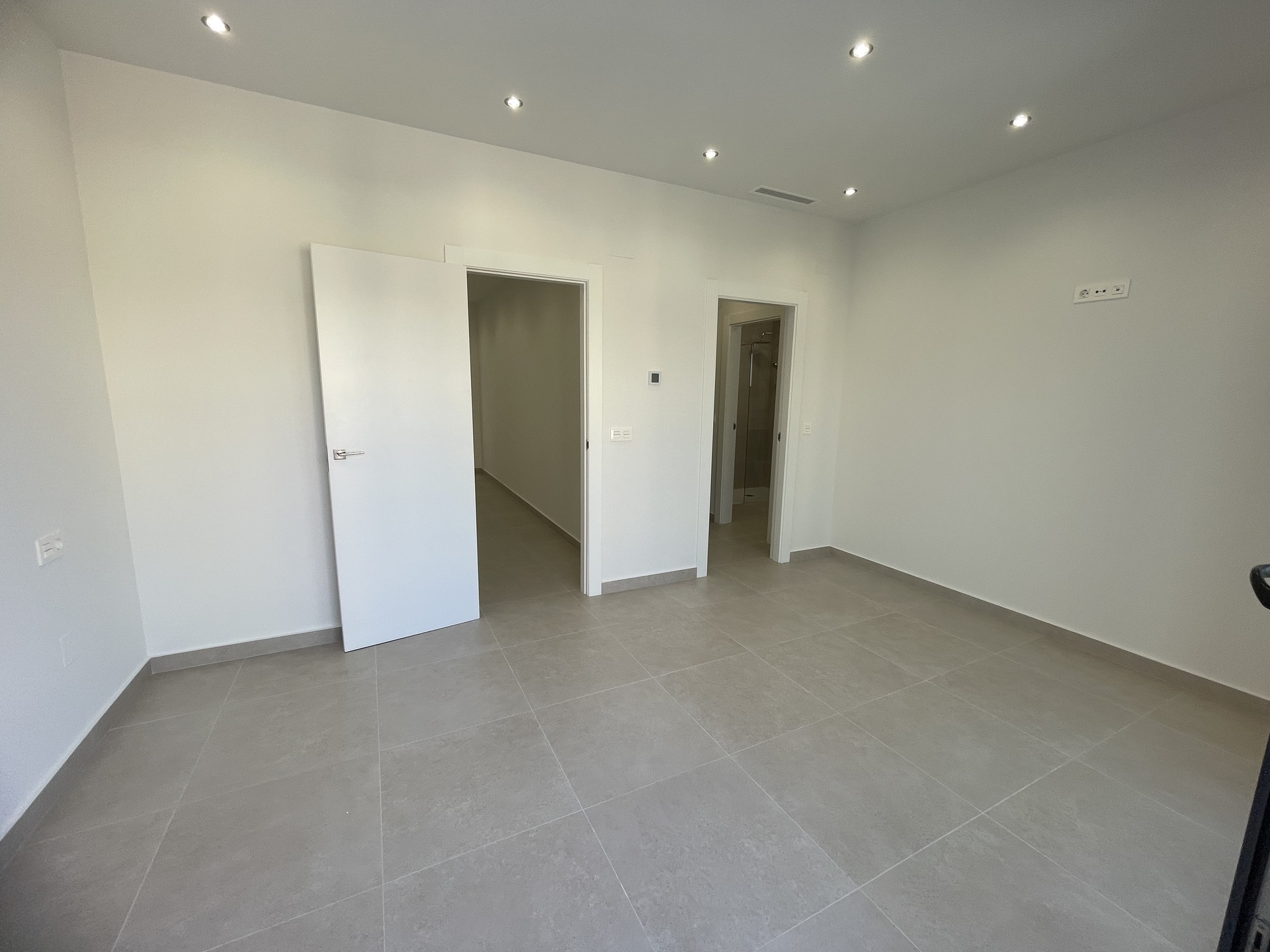 DP-110-44287355-01-24