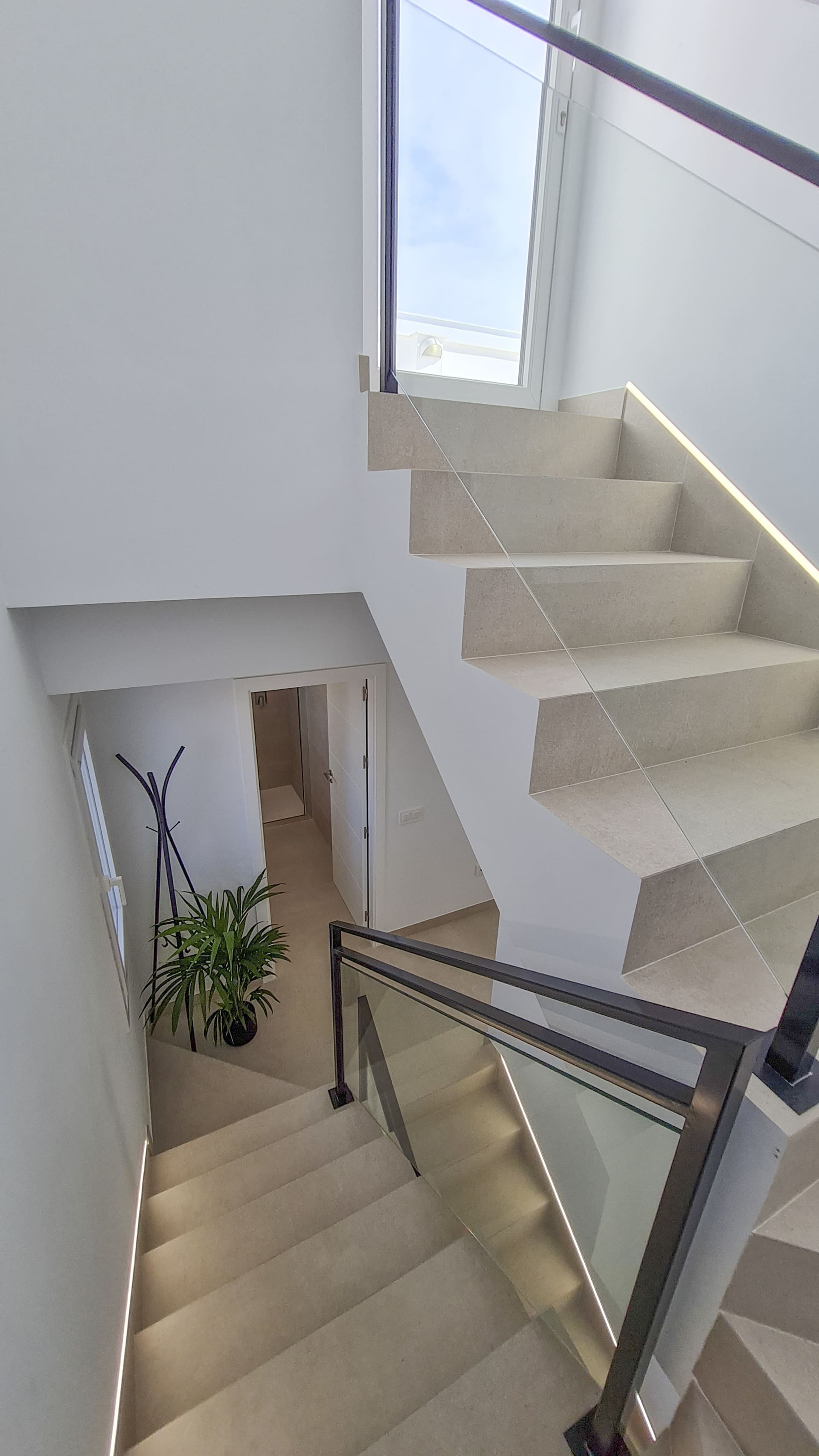 DP-110-44794162-01-12