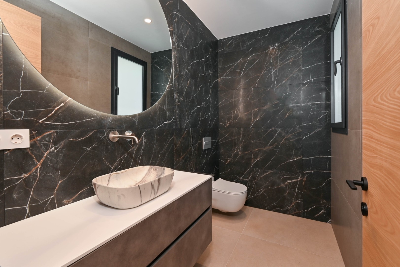 DP-110-45012064-01-16