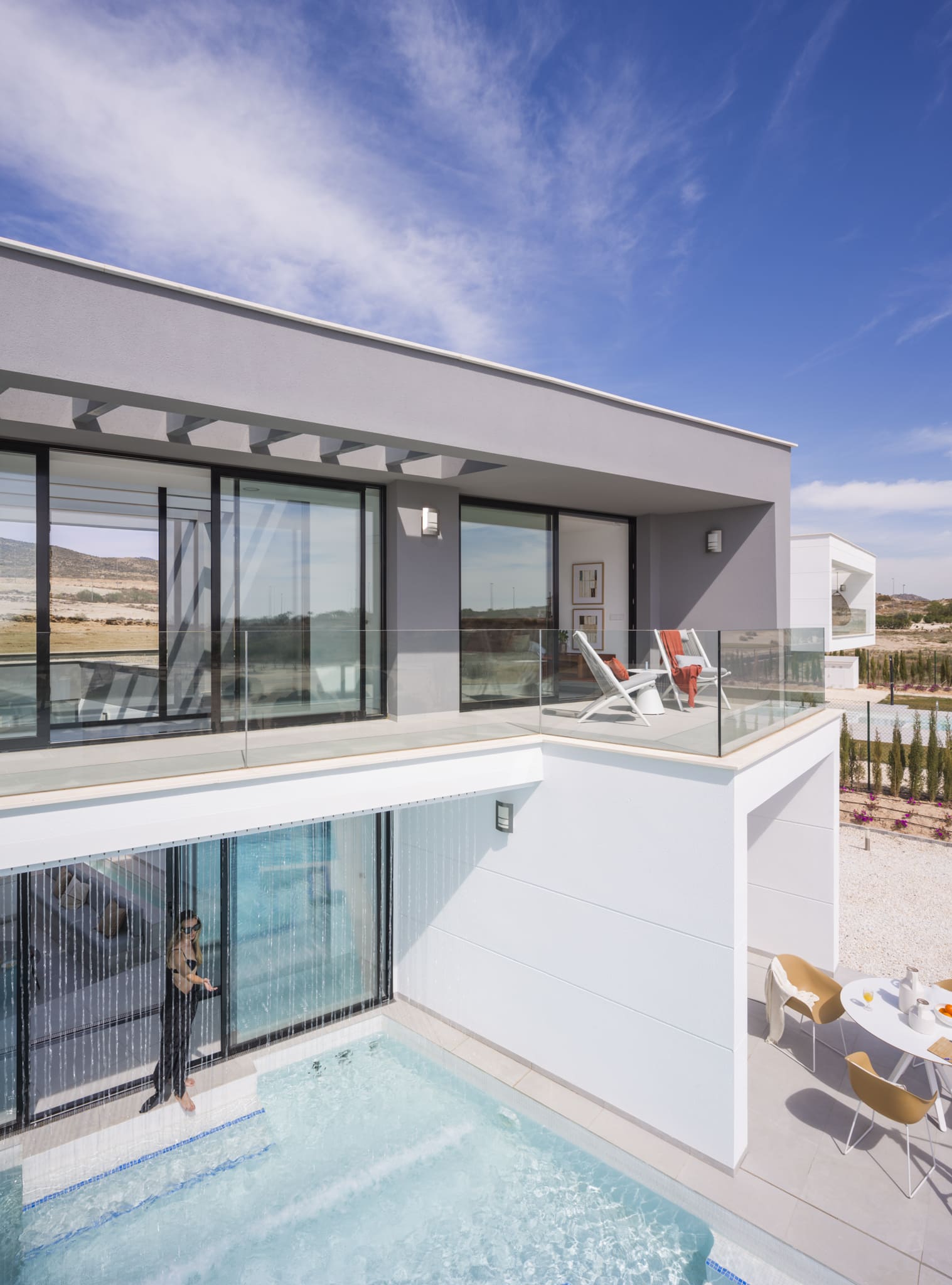 DP-110-48485398-02-18