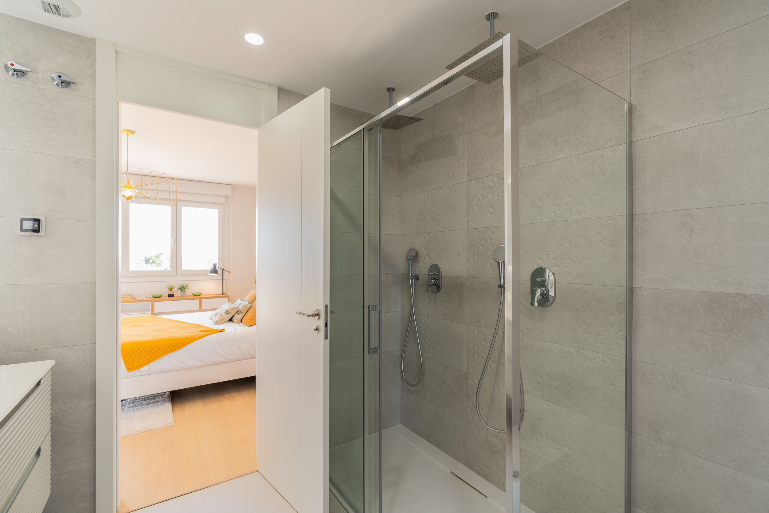 DP-110-53279047-03-17