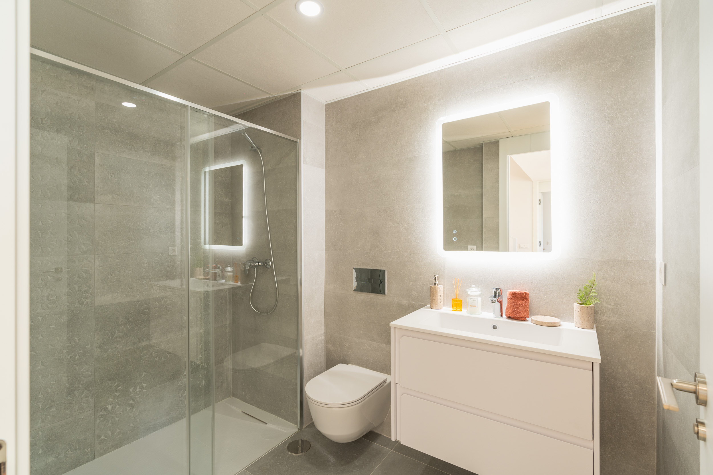 DP-110-53279047-03-8