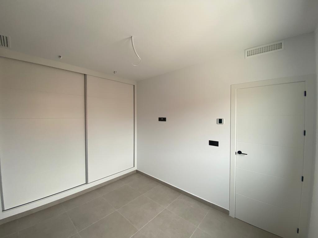 DP-110-61330223-01-12