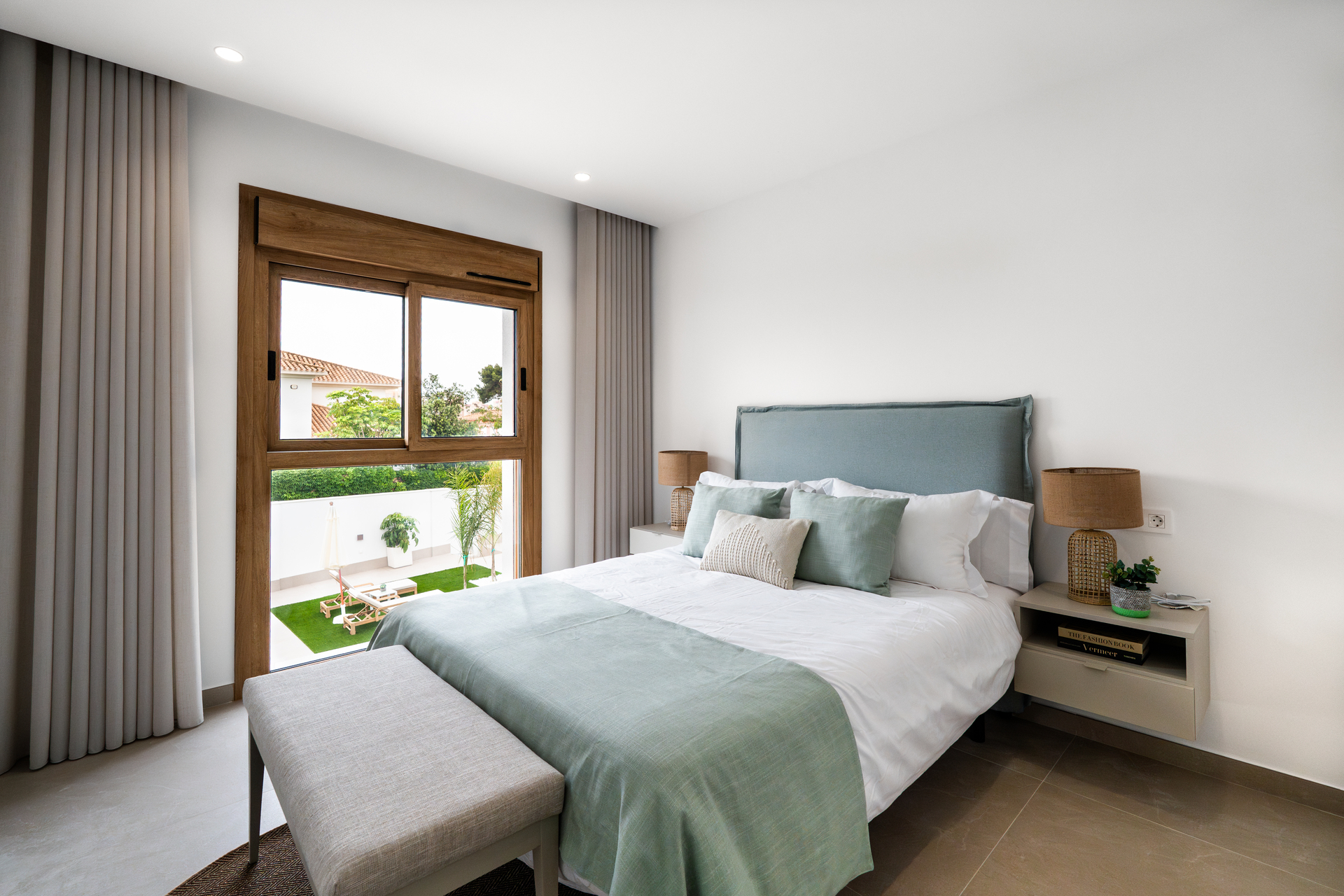 DP-110-62372565-01-17