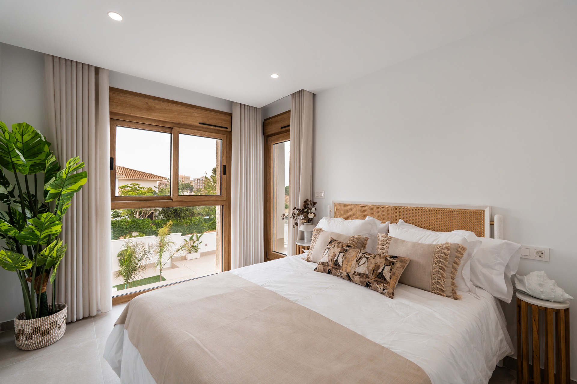 DP-110-62372565-01-19