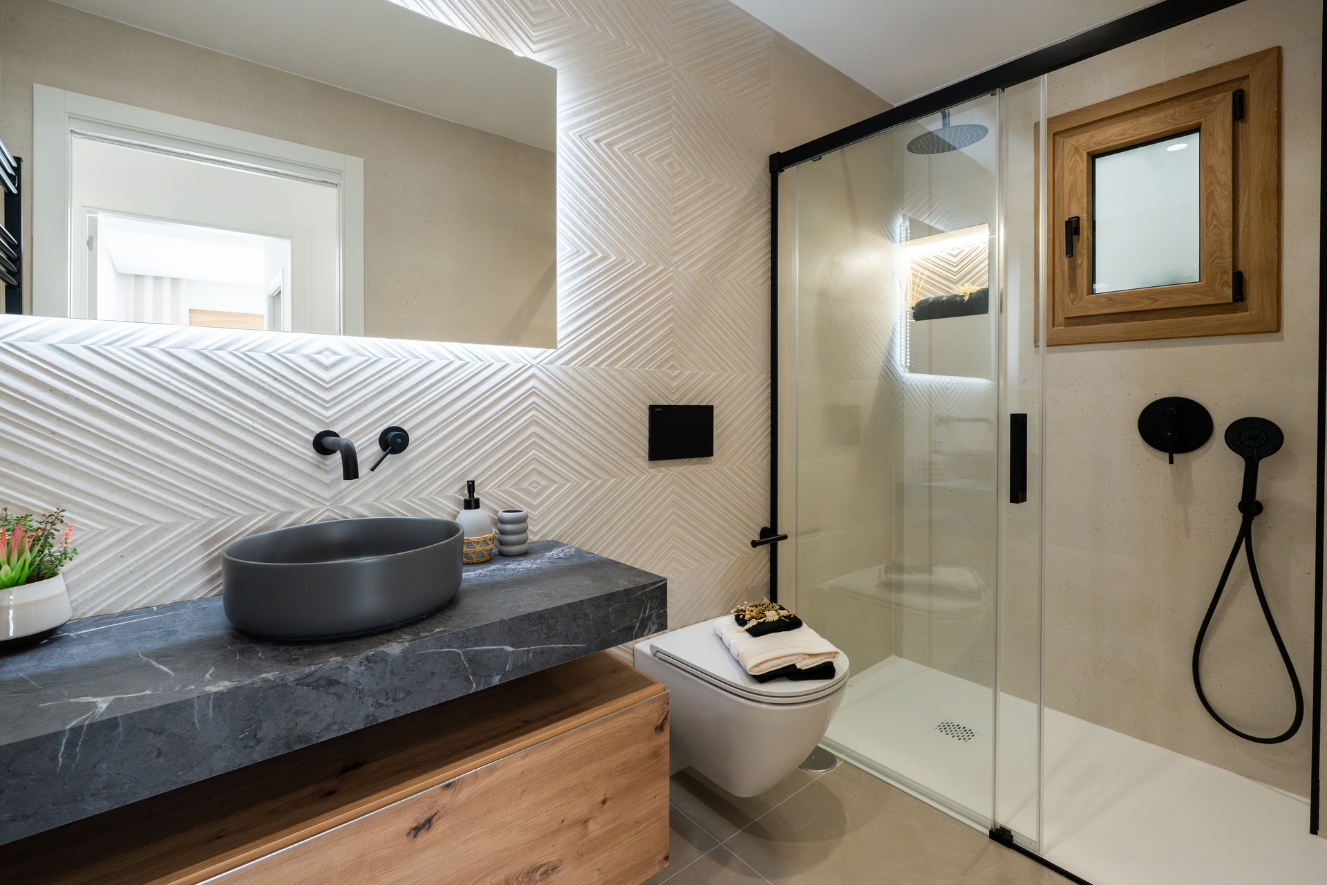 DP-110-62372565-01-24