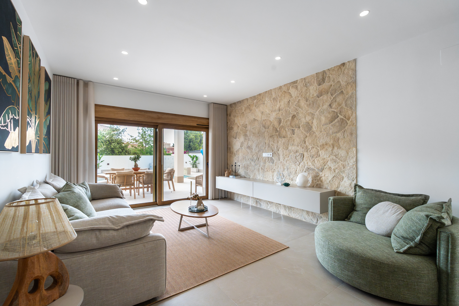 DP-110-62372565-01-28