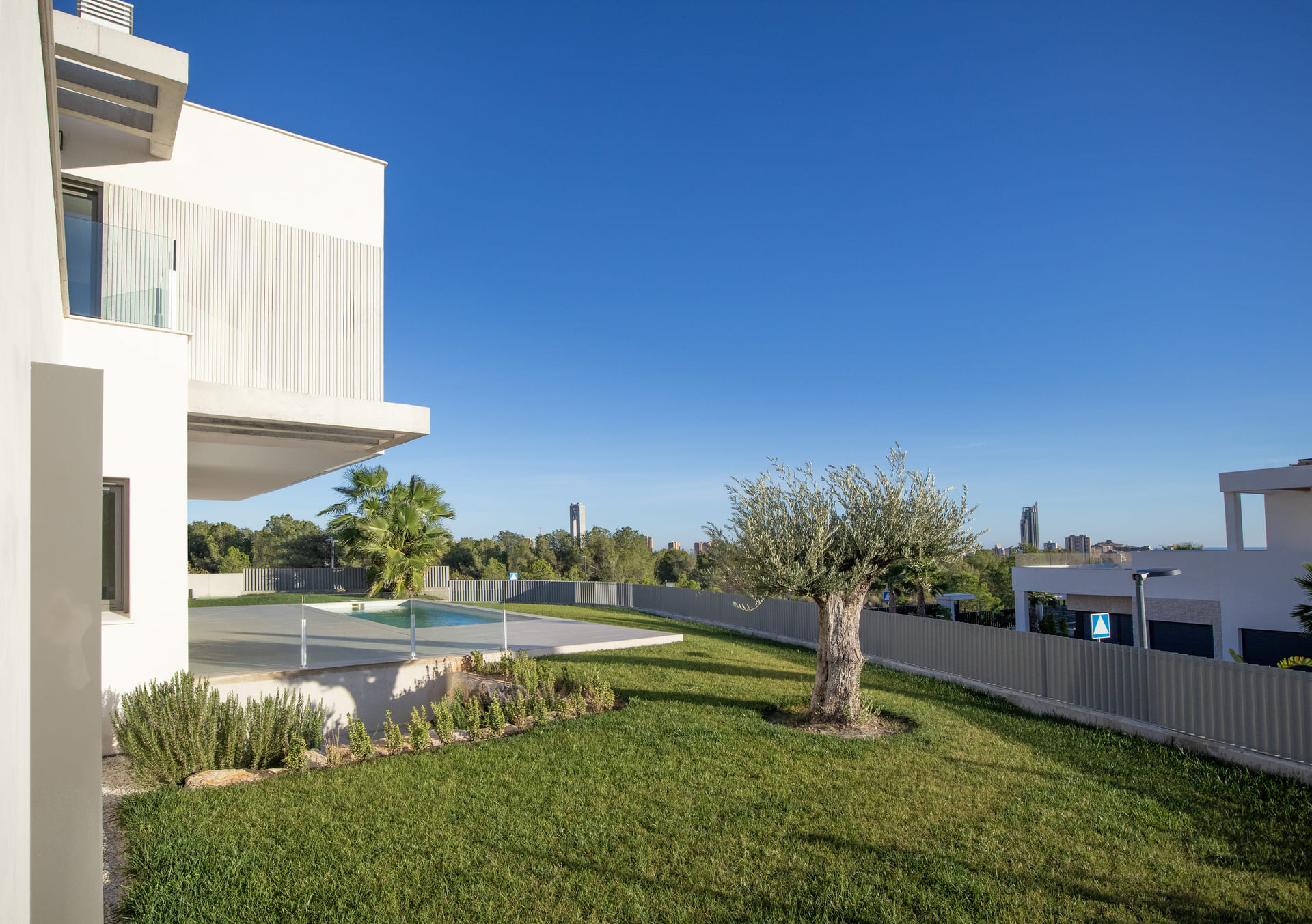 DP-110-62564781-01-4