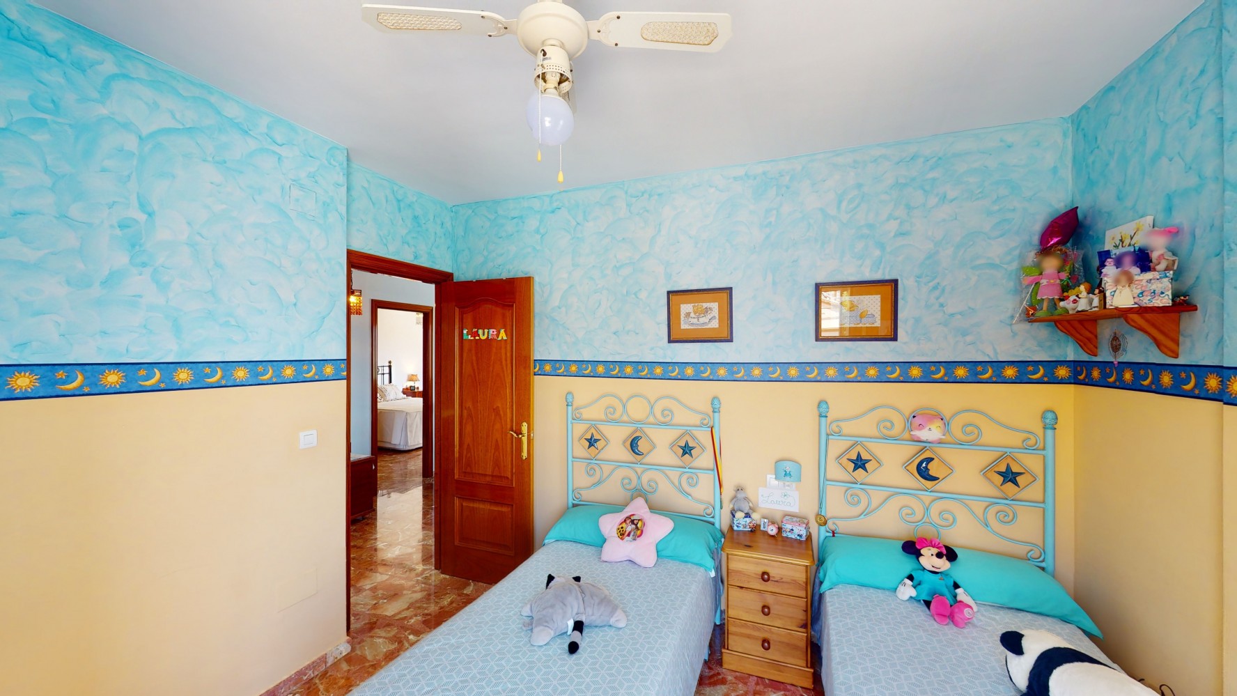 Semi-detached Villa te koop in Torre del Mar