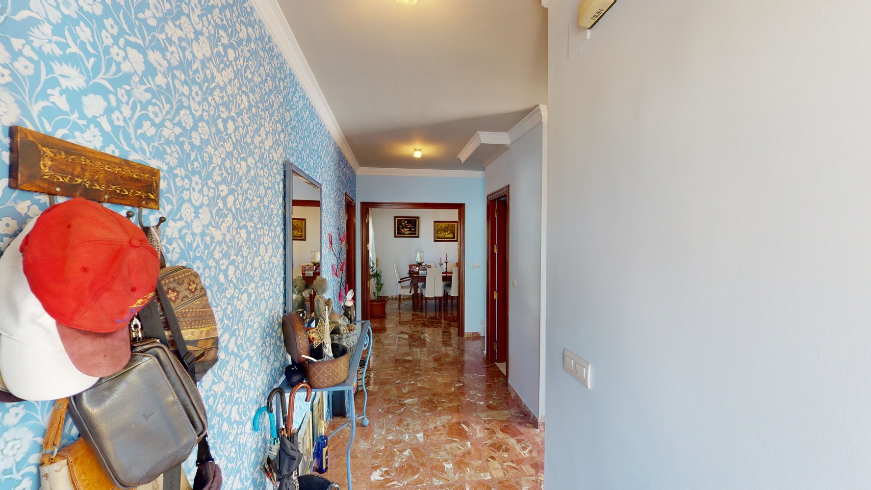 Semi-detached Villa te koop in Torre del Mar