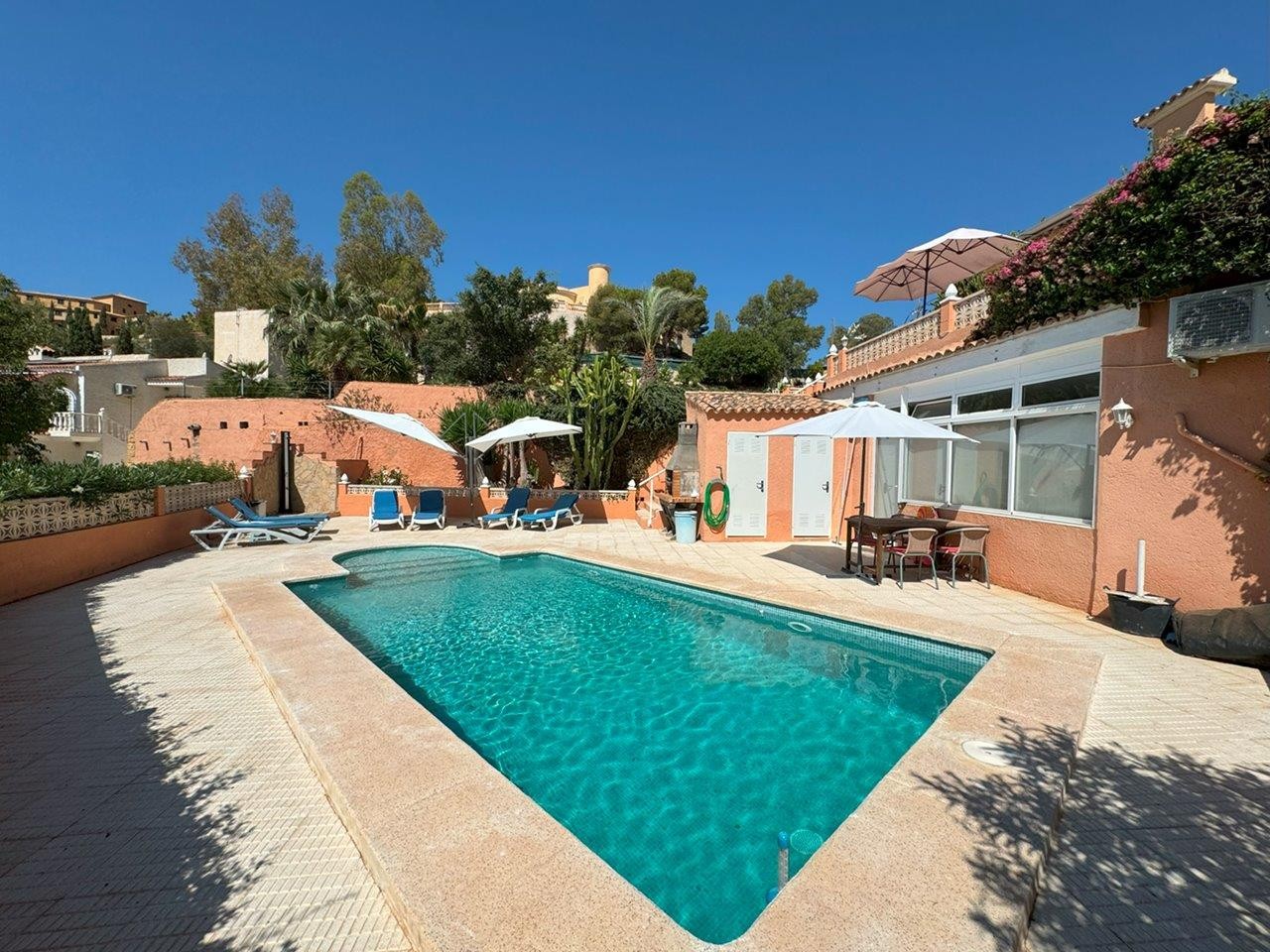 Villa te koop in Campello