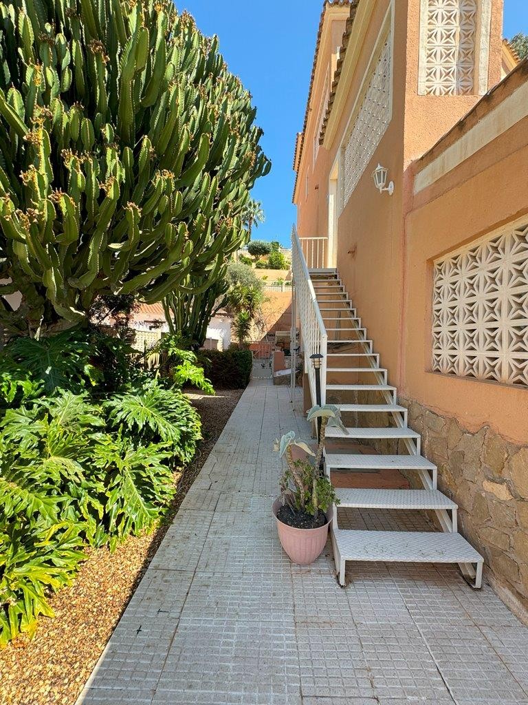 Villa te koop in Campello