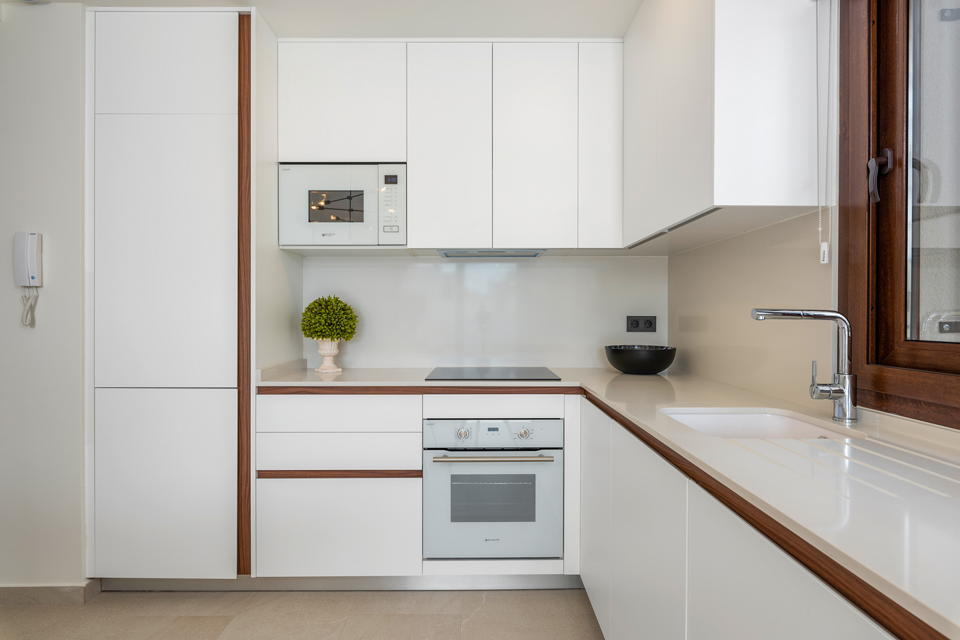 DP-110-23814669-01-8