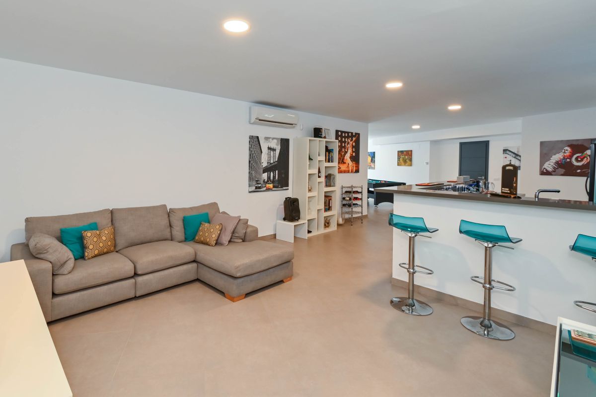 Moderne villa sol park Moraira (25)