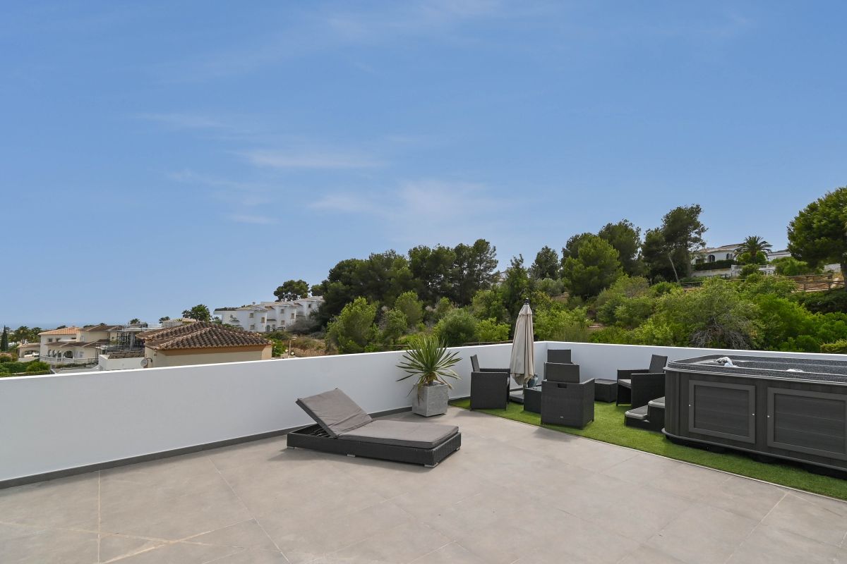 Moderne villa sol park Moraira (33)