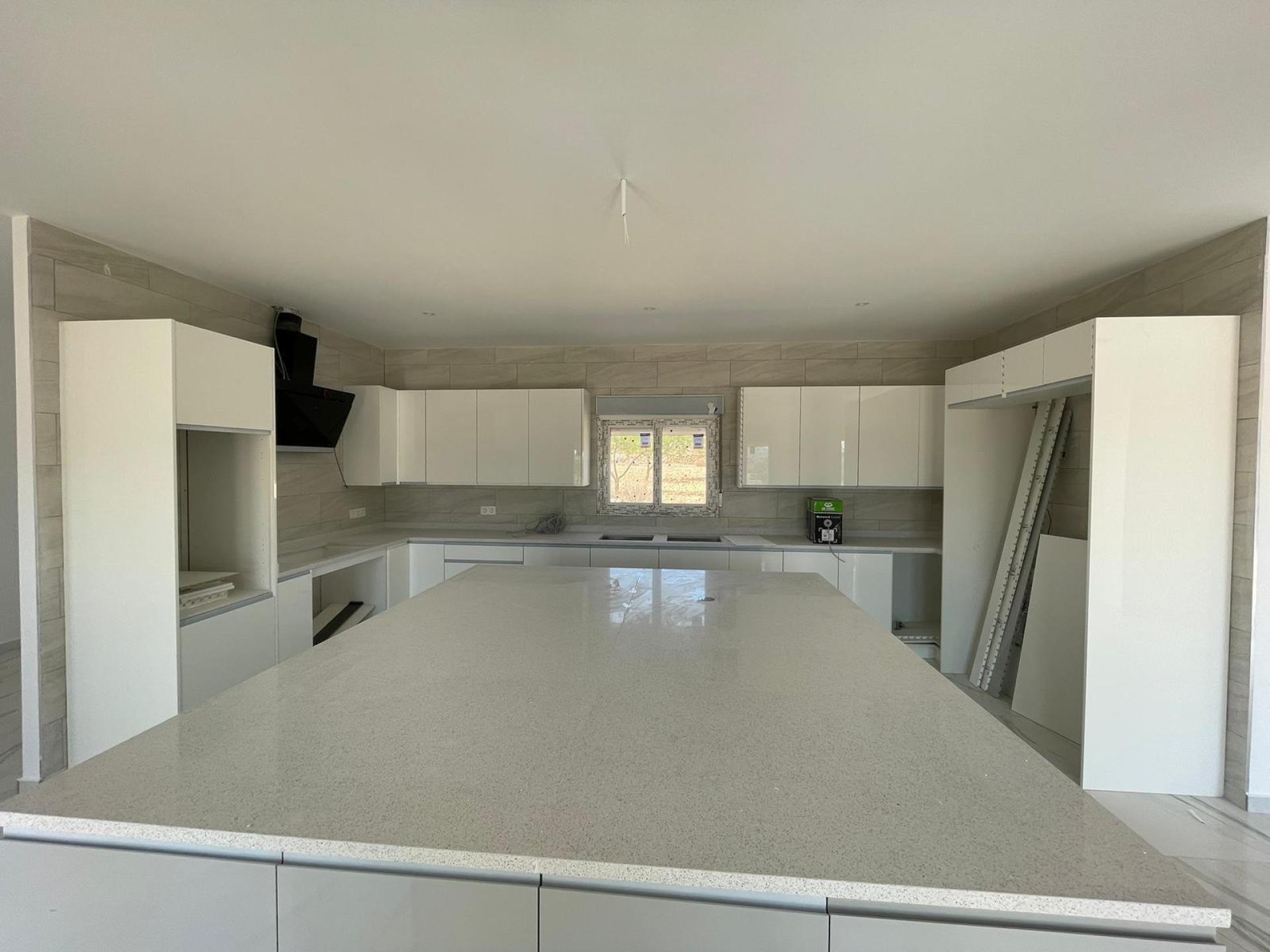 w_hhqzim5nx33rjt8d6siu