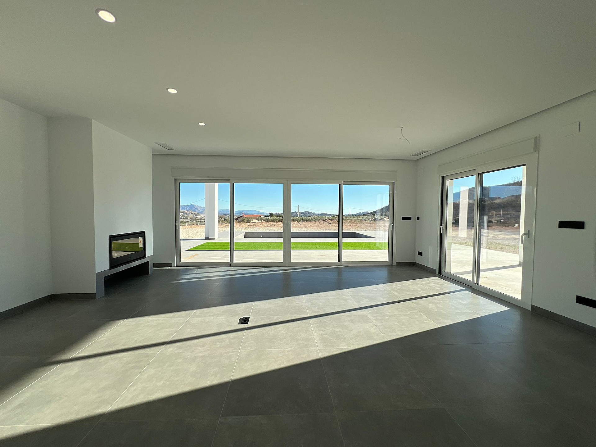 w_img-20241219-wa0070