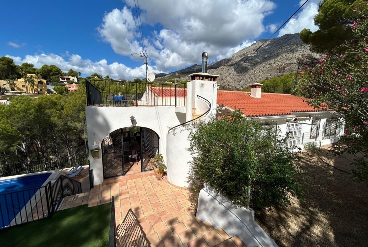 1170