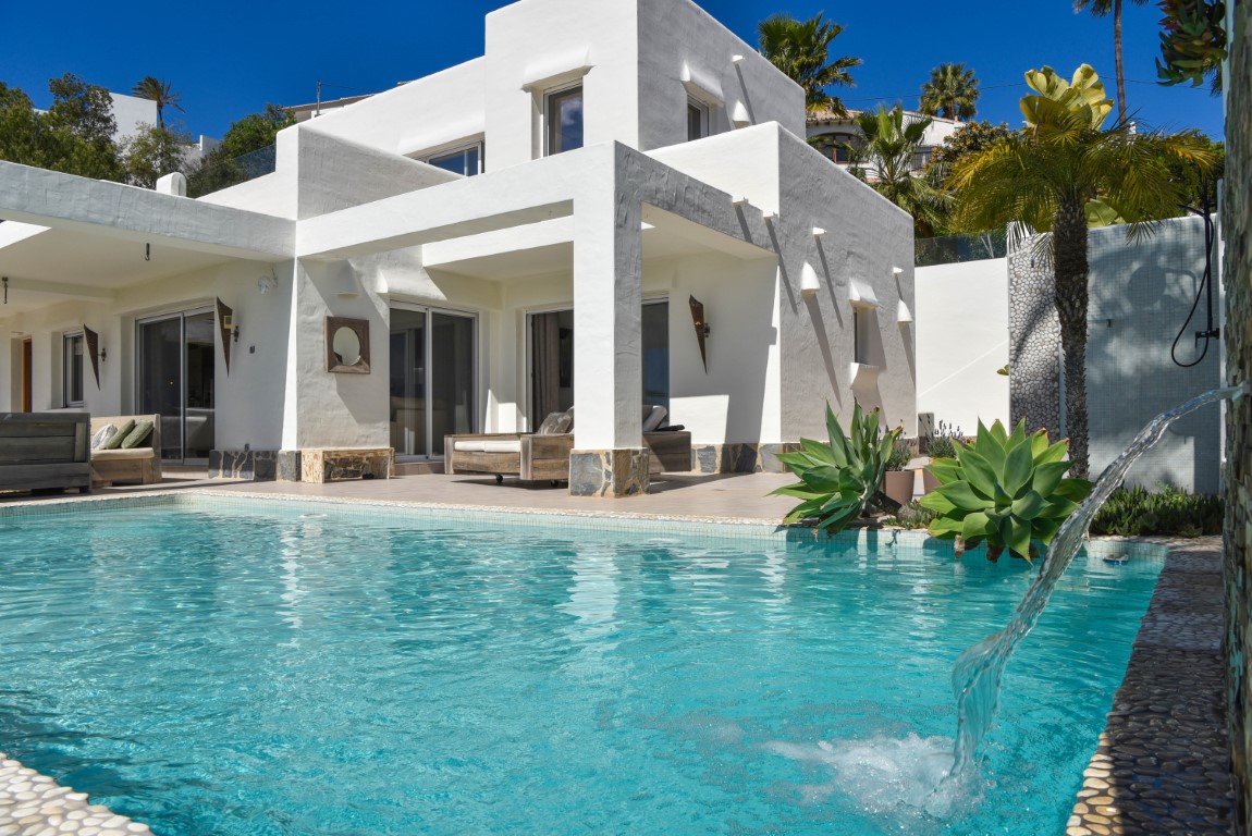 Villa te koop met zeezicht in Moraira (42)
