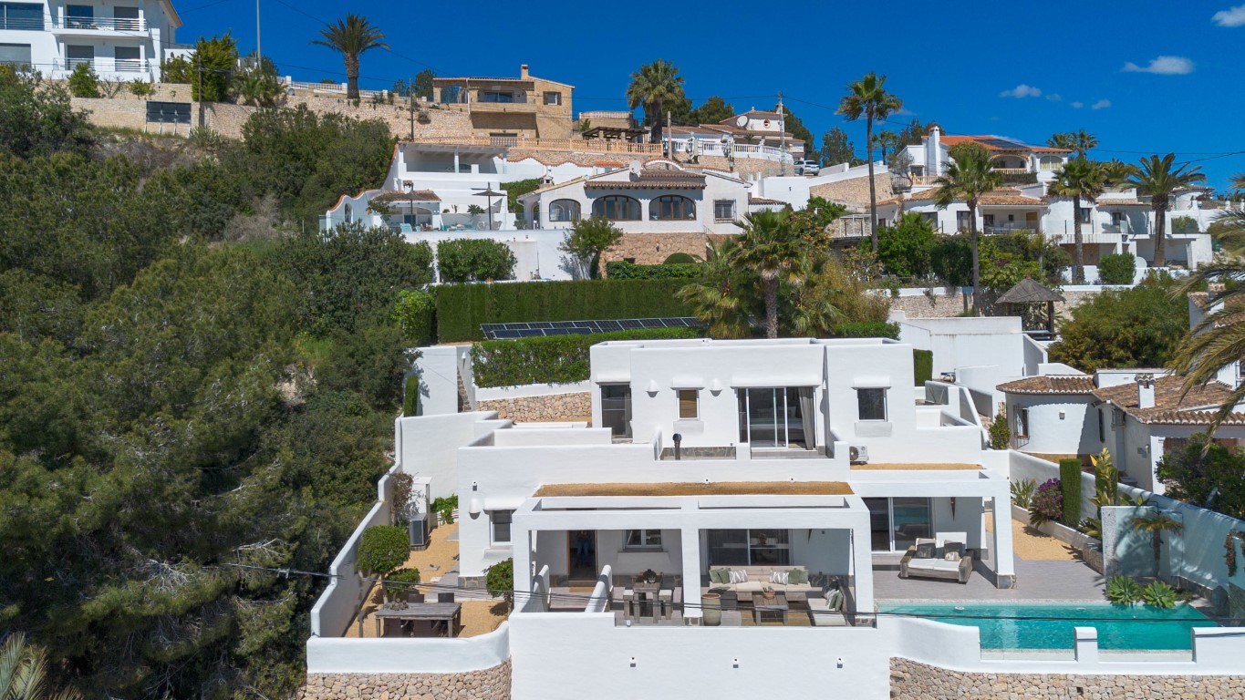 Villa te koop met zeezicht in Moraira (46)