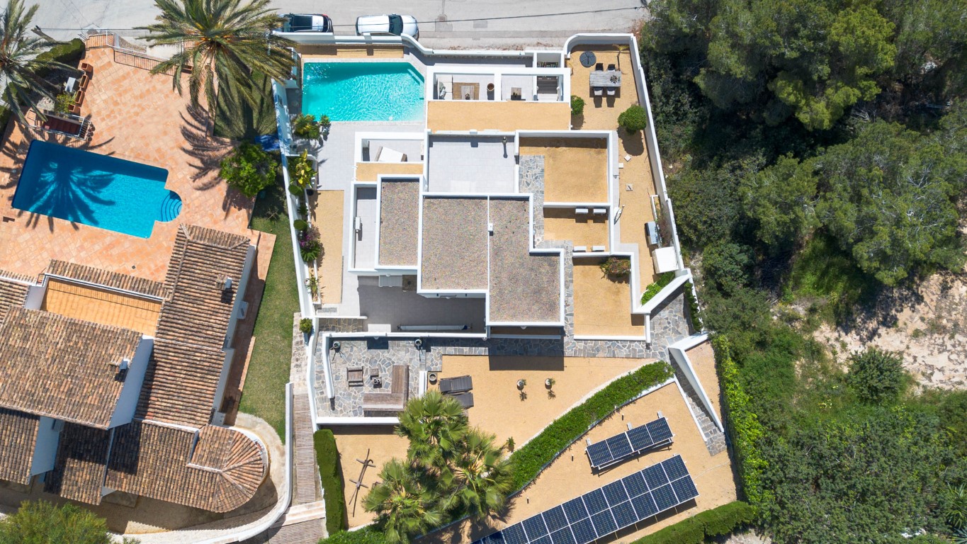 Villa te koop met zeezicht in Moraira (49)