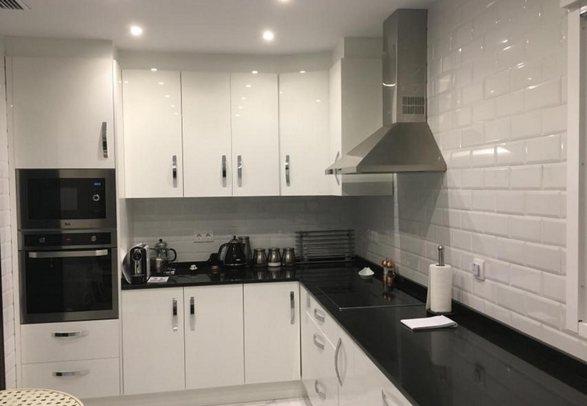 w_uti77gvsmjornreunqfg